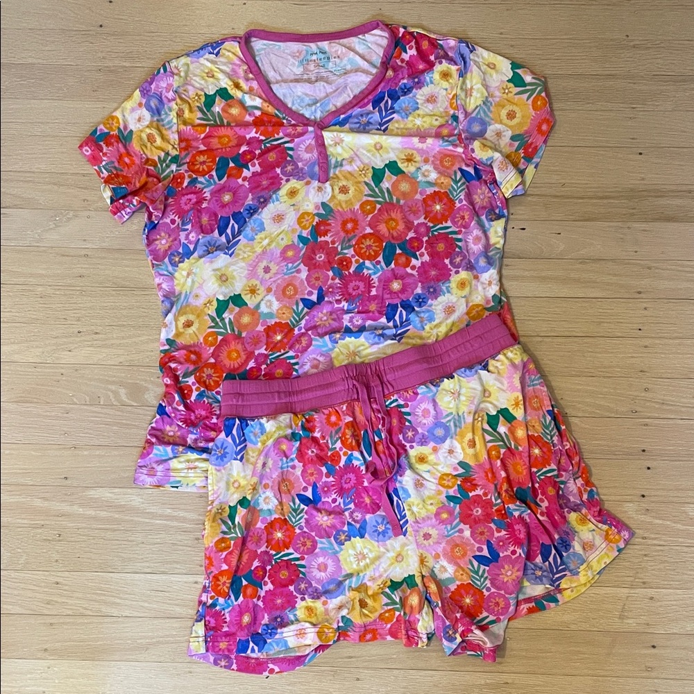 Little sleepies Bamboo floral short sleeve shorts S/M pajama set